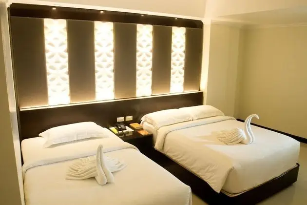 Deluxe Üç Kişilik Oda, 2 Yatak Odası
