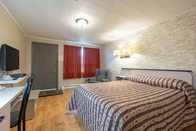 Oda, 1 Çift Kişilik Yatak