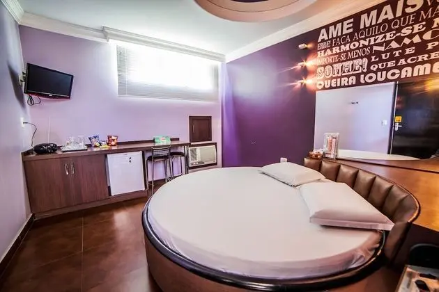 Classic Tek Büyük Yataklı Oda