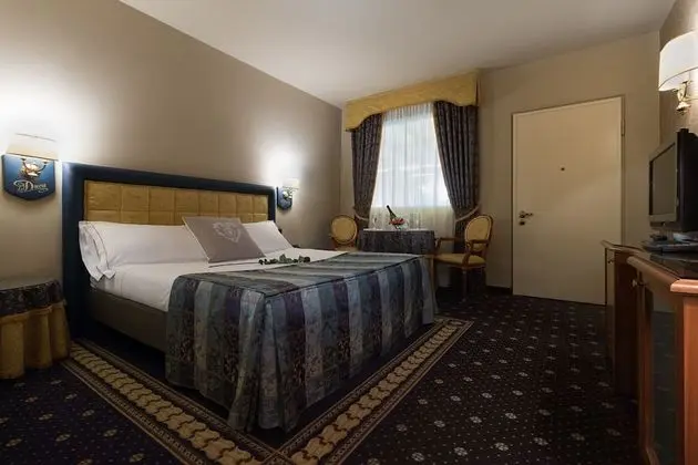 Camera Matrimoniale piano terra