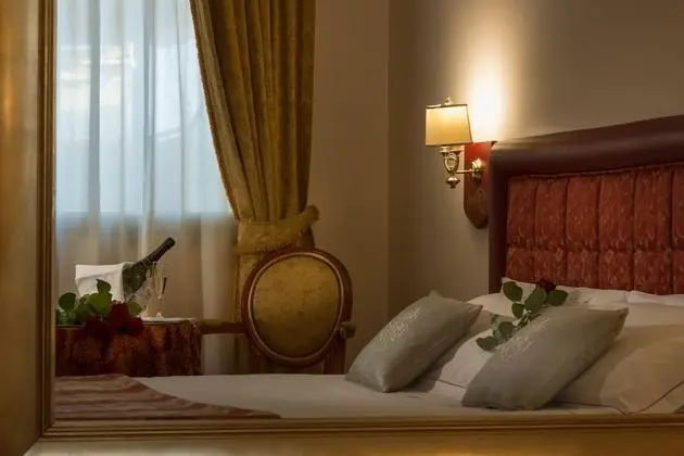 Camera Matrimoniale piano terra