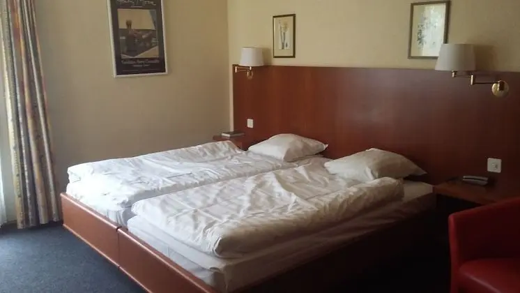 İki Ayrı Yataklı Oda