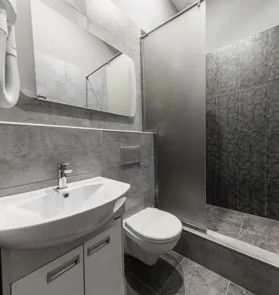 Luxury Tek Büyük Yataklı Oda