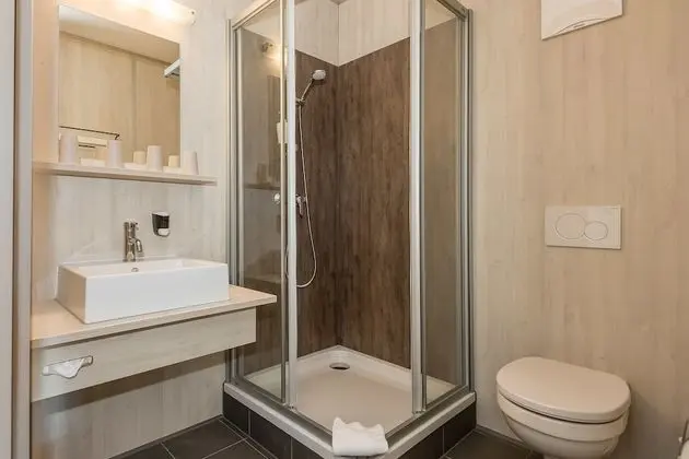 İki Ayrı Yataklı Oda (with bunkbed)