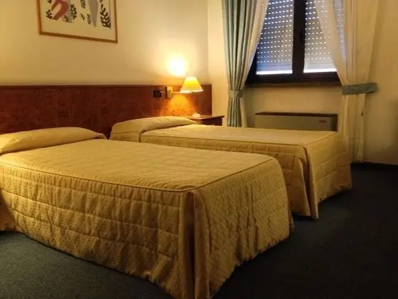 İki Ayrı Yataklı Oda (Doppia Twin)