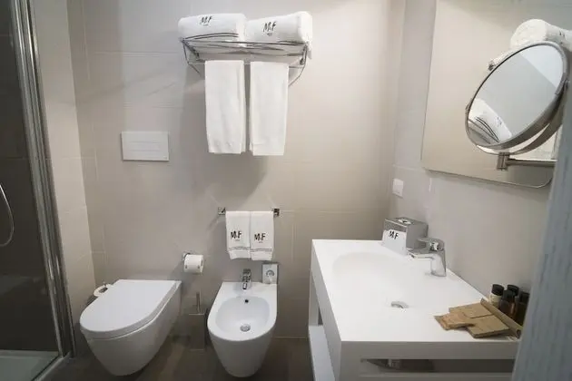 Deluxe Üç Kişilik Oda, Balkon