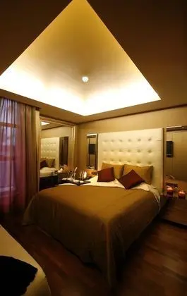 Suite Paris