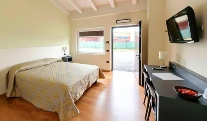 Tek Büyük Yataklı Oda