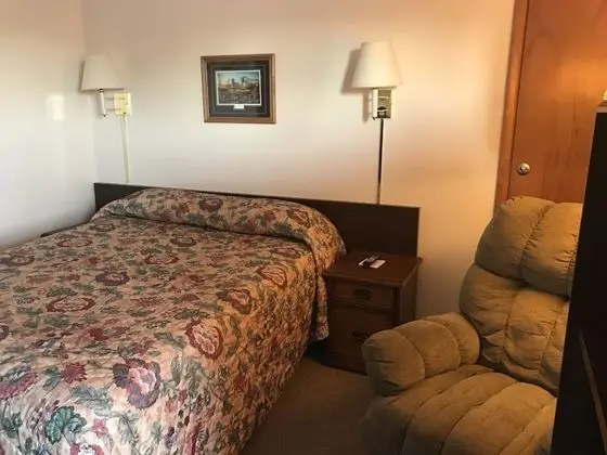 Oda, 1 Büyük (Queen) Boy Yatak, Sigara İçilmez