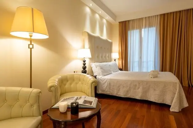 Luxury Tek Büyük Yataklı Oda