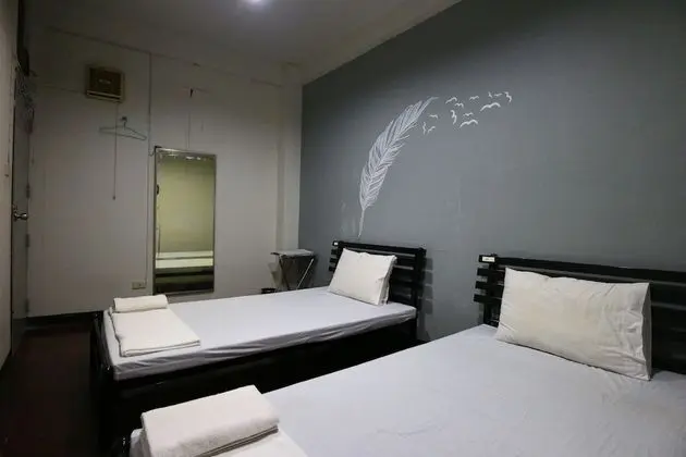 Standard Twin Room