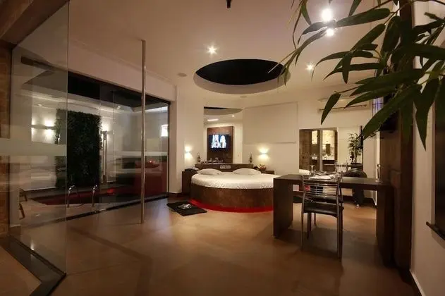 Suite Athena