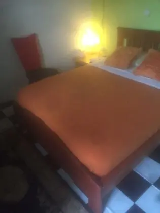 Üç Kişilik Oda