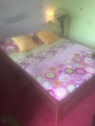 Üç Kişilik Oda