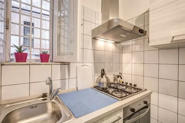 Apart Daire, 1 Yatak Odası (Via Gallia 214)