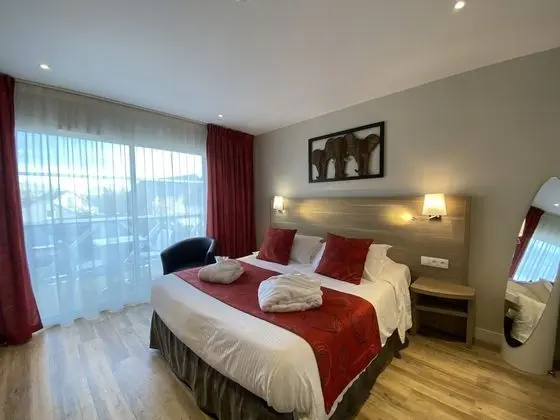 Comfort Tek Büyük Yataklı Oda