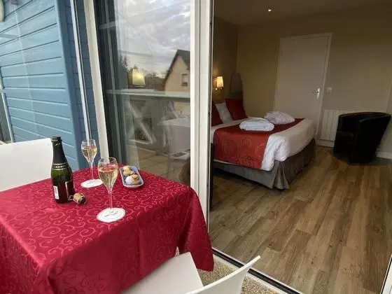 Comfort Tek Büyük Yataklı Oda