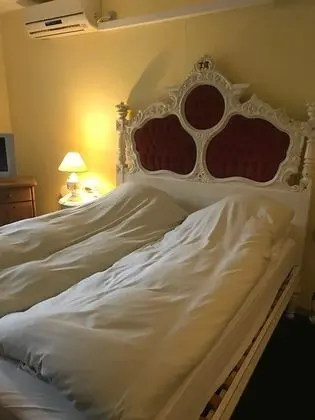 Dört Kişilik Oda, Sigara İçilmez