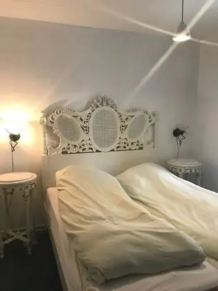 Tek Büyük Yataklı Oda, 1 Büyük (Queen) Boy Yatak, Engellilere Uygun