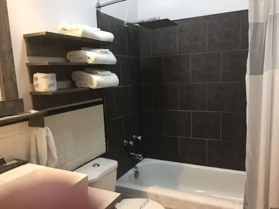 Basic Üç Kişilik Oda