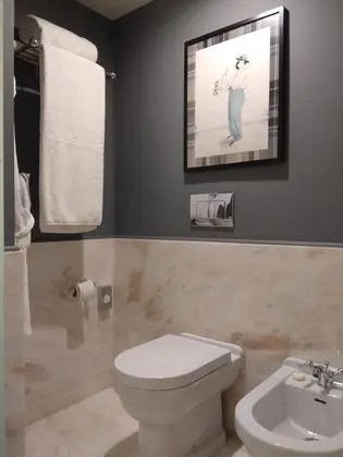 Süit, 1 Çift Kişilik Yatak, Köşe