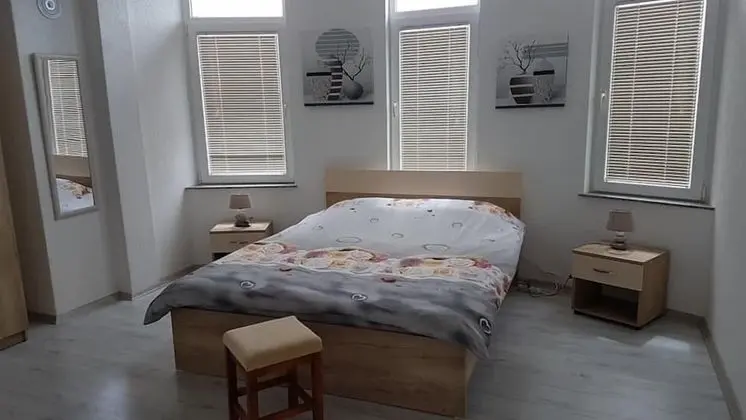 Tek Büyük Yataklı Oda