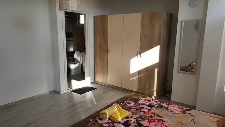 Tek Büyük Yataklı Oda