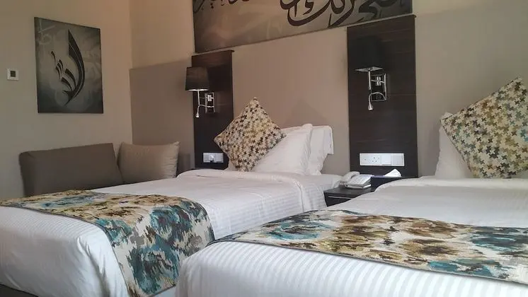 Standard Room with Two Single Beds