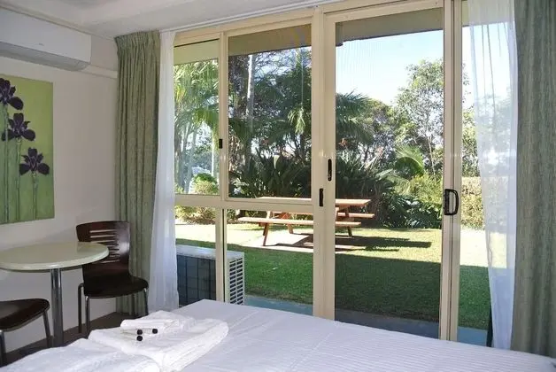 Standard Stüdyo, Sigara İçilmez (Garden View Room)