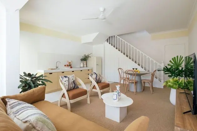 Apart Daire, 3 Yatak Odası (Split Level)