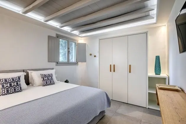 Executive Villa, 5 Bedrooms, Private Heated Pool, Sea View (M Four)