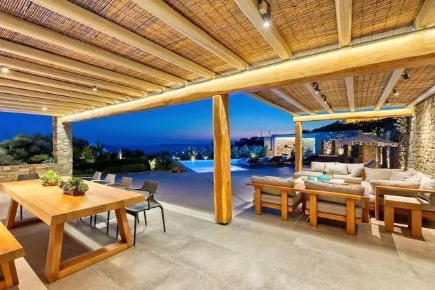 Executive Villa, 5 Bedrooms, Private Heated Pool, Sea View (M Four)