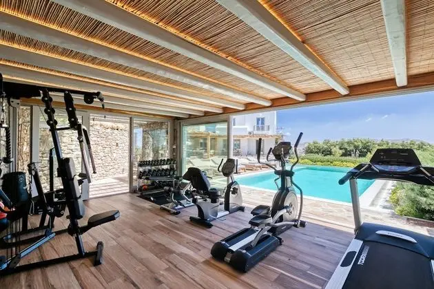 Executive Villa, 5 Bedrooms, Private Heated Pool, Sea View (M Four)