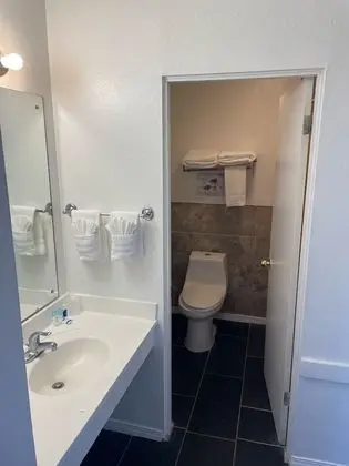 Standard Oda, 1 Büyük (Queen) Boy Yatak