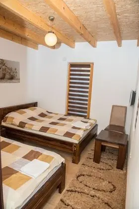 Tek Büyük Yataklı Oda