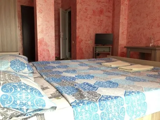 Tek Büyük Yataklı Oda, Dağ Manzaralı