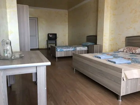 Üç Kişilik Oda