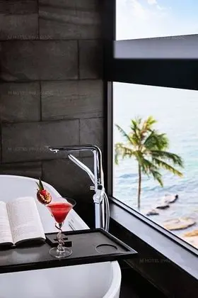 Deluxe Tek Büyük Yataklı Oda (Suite)