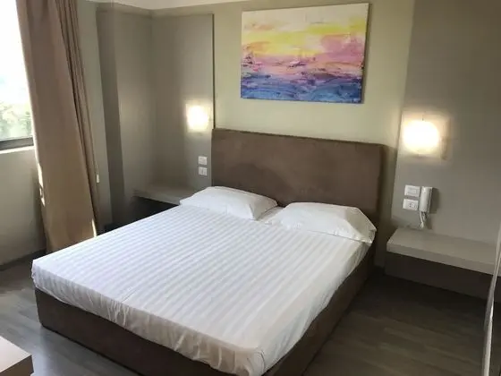 Tek Büyük Yataklı Oda