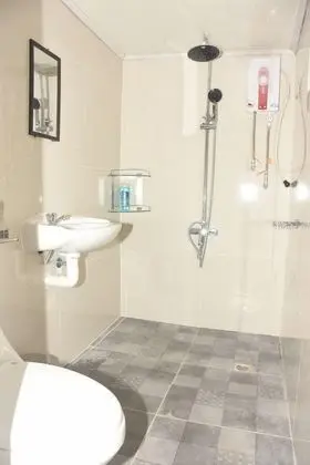 Üç Kişilik Oda