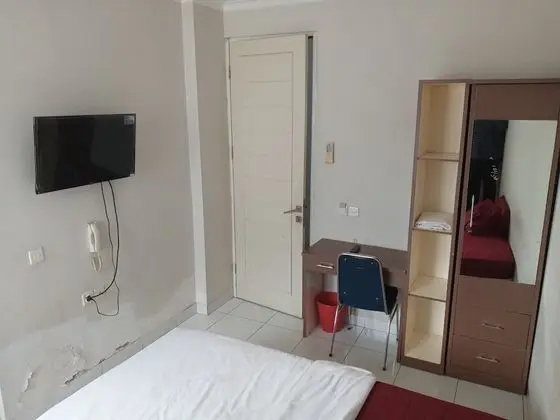 Standard Tek Büyük Yataklı Oda
