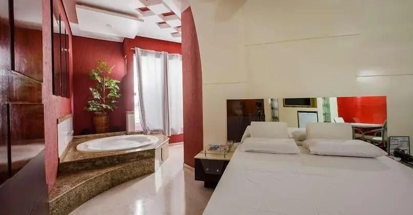 Tek Büyük Yataklı Oda (Super Luxo)