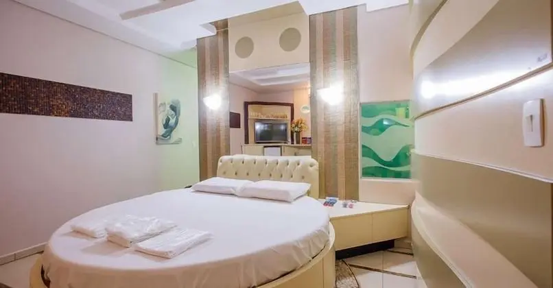 Tek Büyük Yataklı Oda (Super Luxo Extra)