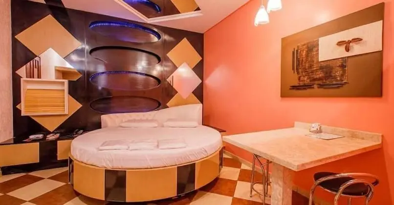 Tek Büyük Yataklı Oda (Super Luxo Extra)