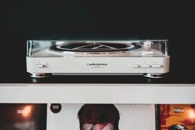 Comfort Büyük Yataklı Tek Kişilik Oda