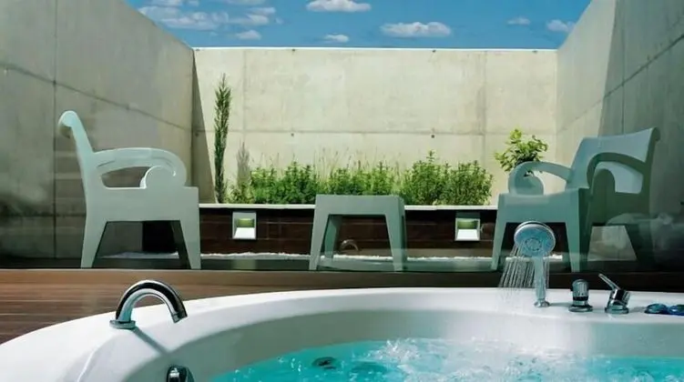 Superior Tek Büyük Yataklı Oda (Daikiri)