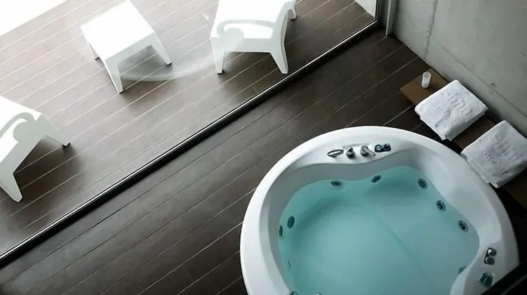 Superior Tek Büyük Yataklı Oda (Daikiri)