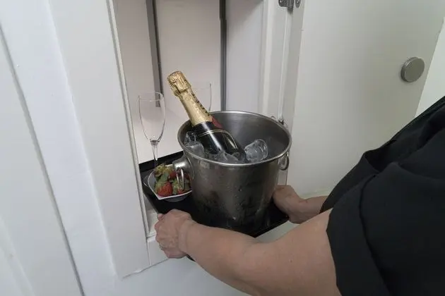 Tek Büyük Yataklı Oda (Margarita)