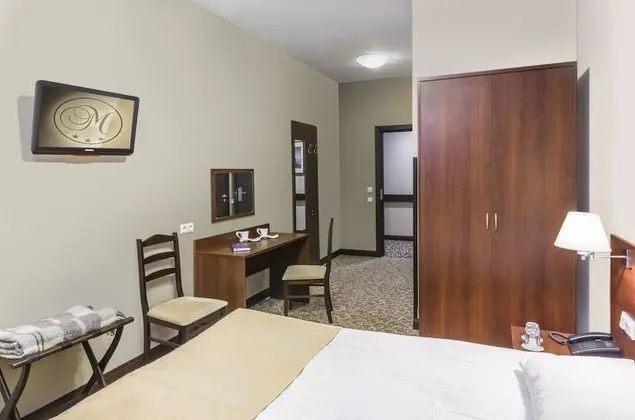 Standard Tek Büyük Yataklı Oda