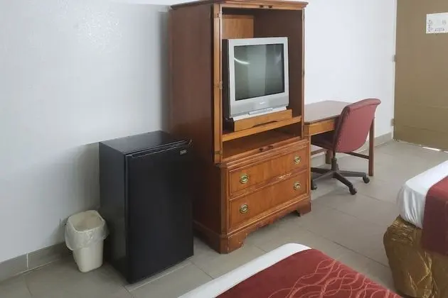 Oda, 2 Çift Kişilik Yatak